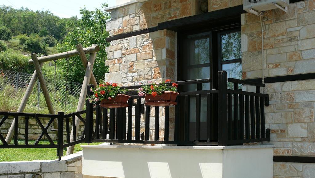 Petrini Gonia Aparthotel Livadherón Exterior foto
