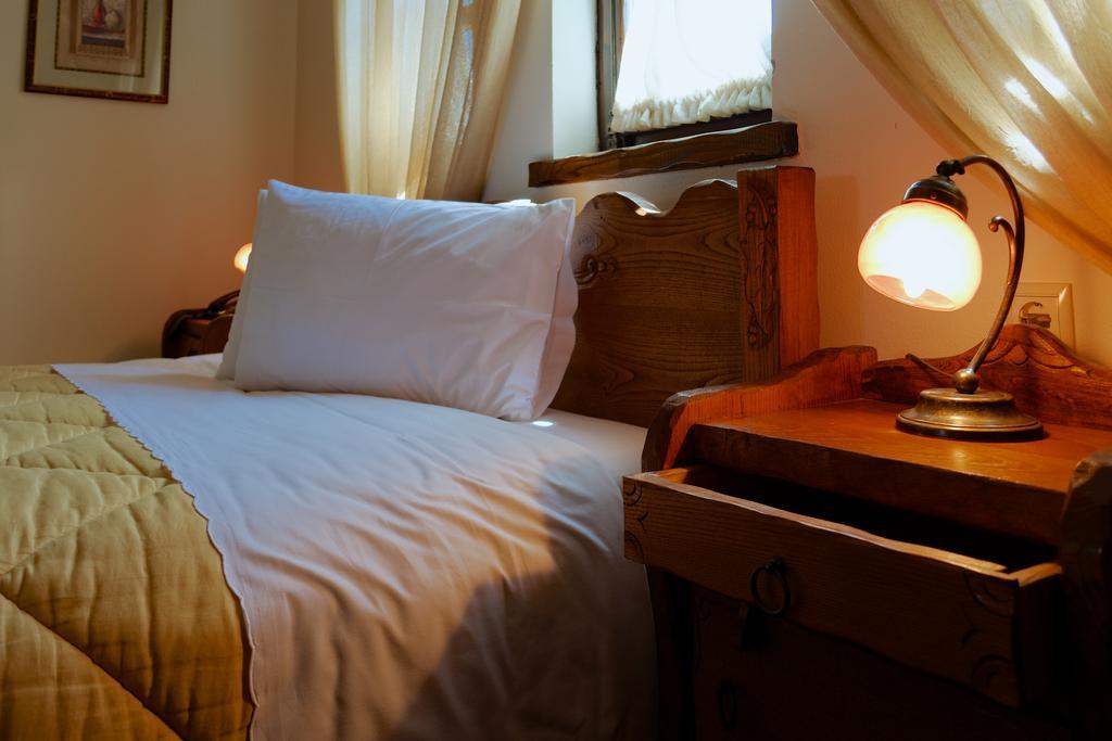 Petrini Gonia Aparthotel Livadherón Quarto foto